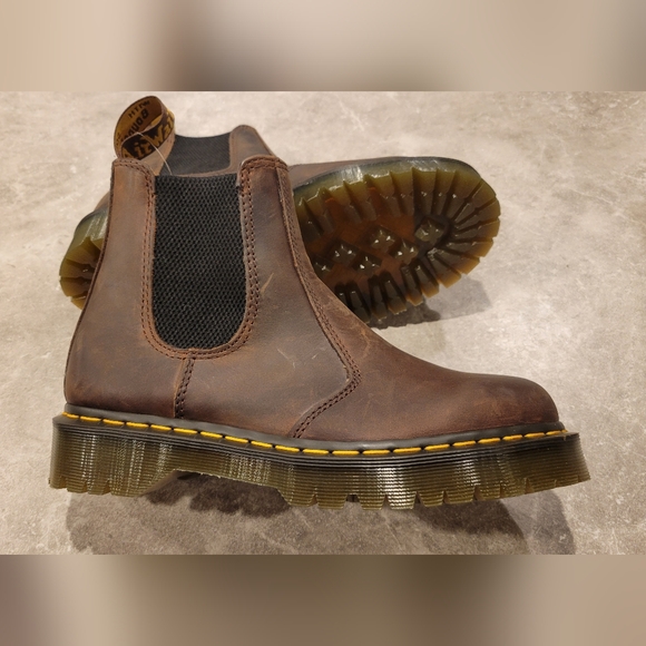 Dr Martens Chelsea boot womens 9 mens 8 EU 41 NWOT - Picture 7 of 13